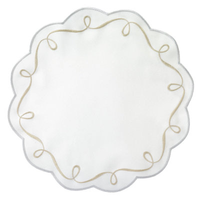 Ribbon Twirl Cotton Blend Scalloped Placemats