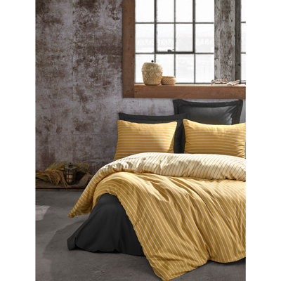 Carlen Duvet Cover Set