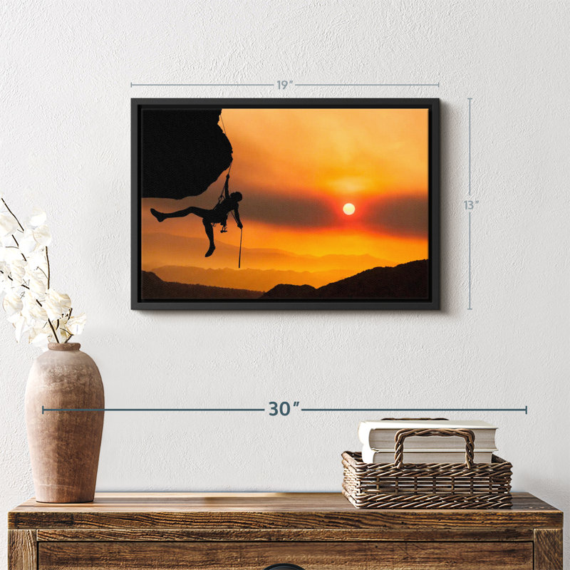 «Climber Against Pretty Sky», reproduction sur toile, H 13 po x l 19 po