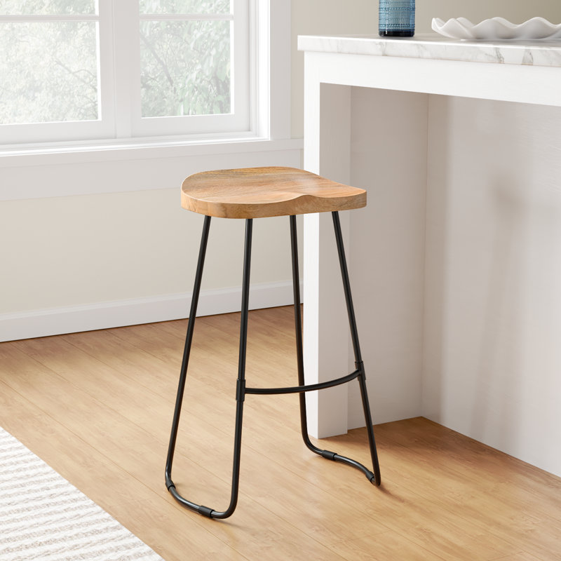 Geonna Saddle Style Solid Wood Bar & Counter Stool with Footrest, Natural, Counter Stool (27" Seat Height)