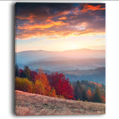 Lever de soleil dans les Carpates - reproduction de photo sur toile tendue