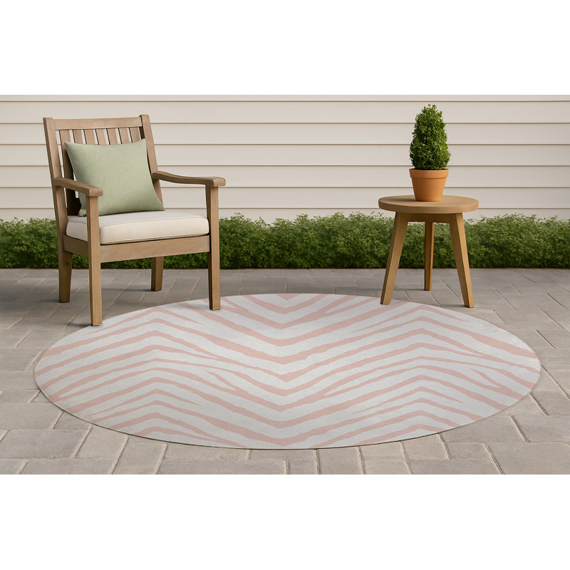 Zebra Stripe Non-Slip Outdoor Rug, Round 5'