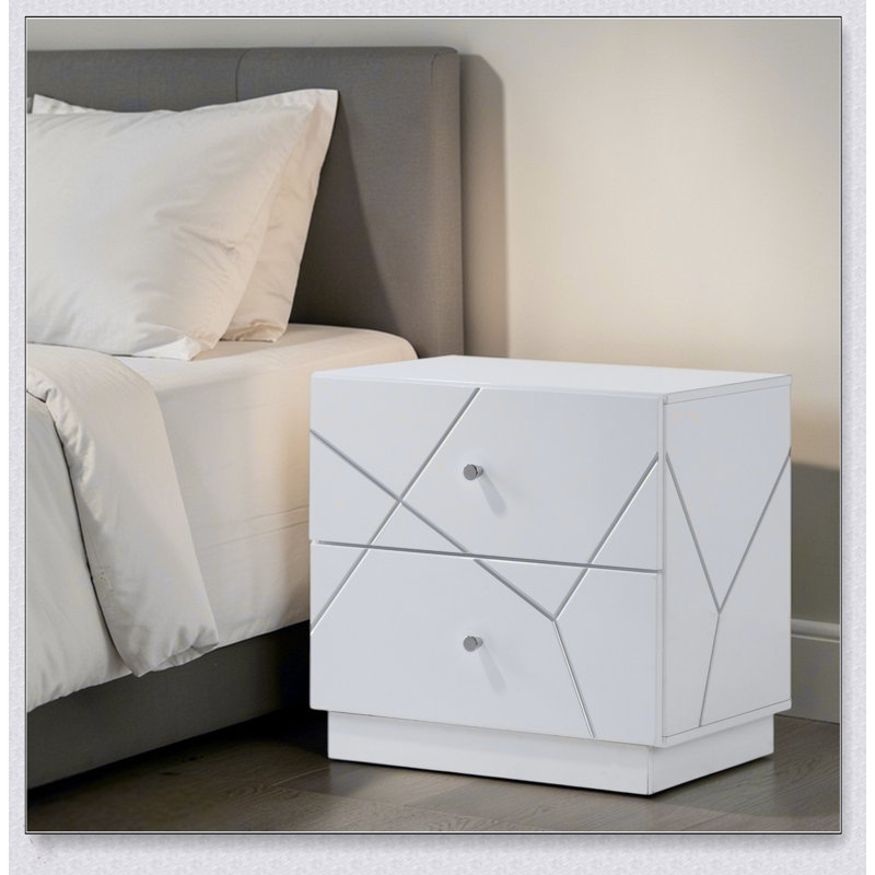 Table de chevet ultrabrillante