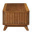 Table basse rectangulaire en bois avec des pieds solides et une tablette ouverte pour l'organisation du salon et l'installation facile.