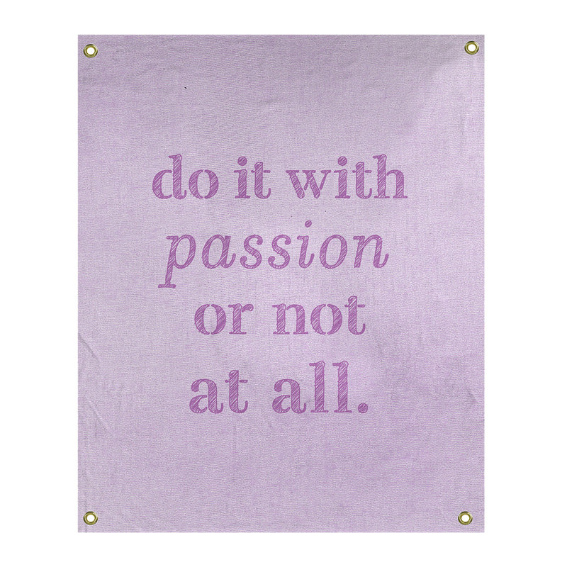 Tapisserie en polyester pour citation de passion, H 36 po x l 26 po, Violet