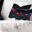 Coussin de pluie et de fleurs avec des greffons et des gouttes-29075974-29075973
