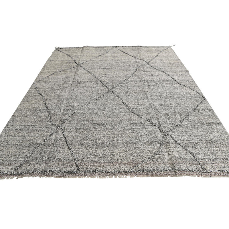 Tapis noir Kalmanovitz