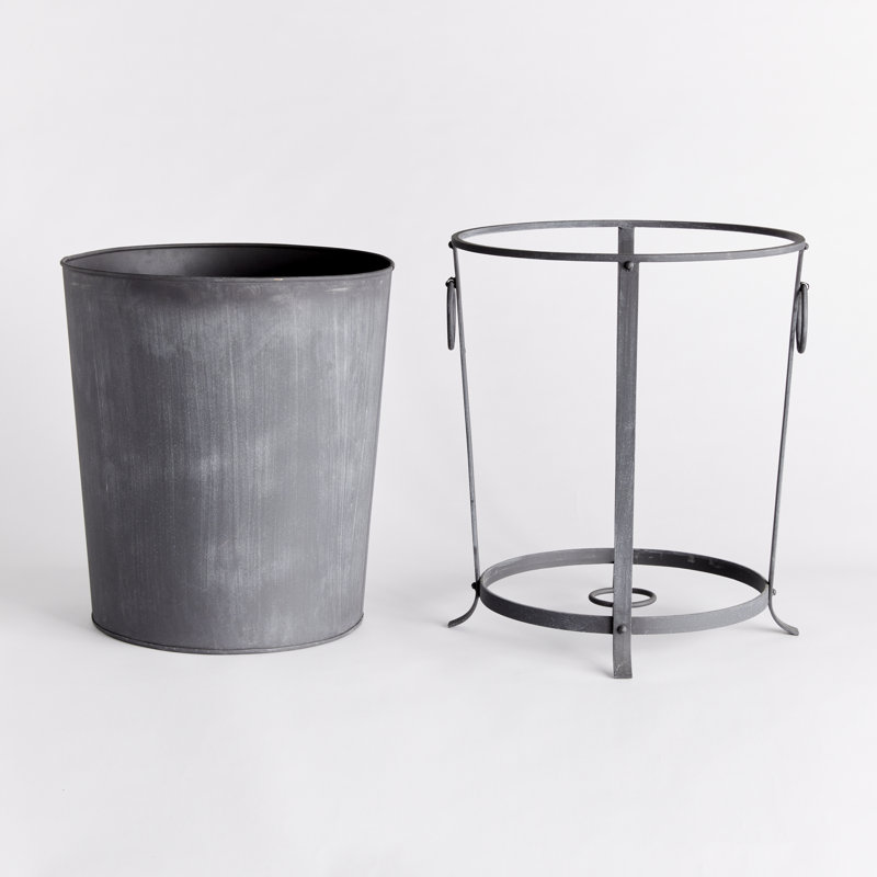 Jardinière d'extérieur en zinc Vae European, H 23 po x l 19 po x P 19 po