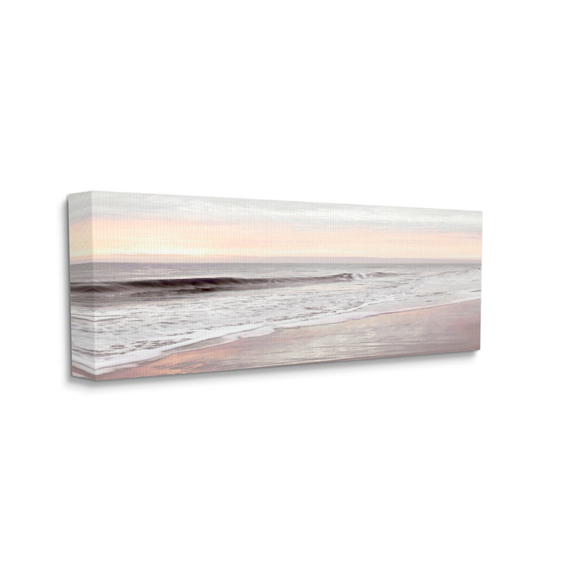 «Tropical Waterfront Sunrise Incoming Tide Beach», photographie panoramique sur toile tendue surdimensionnée par Natalie Carpentieri