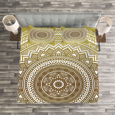 Bedspread with Pillow Shams Included