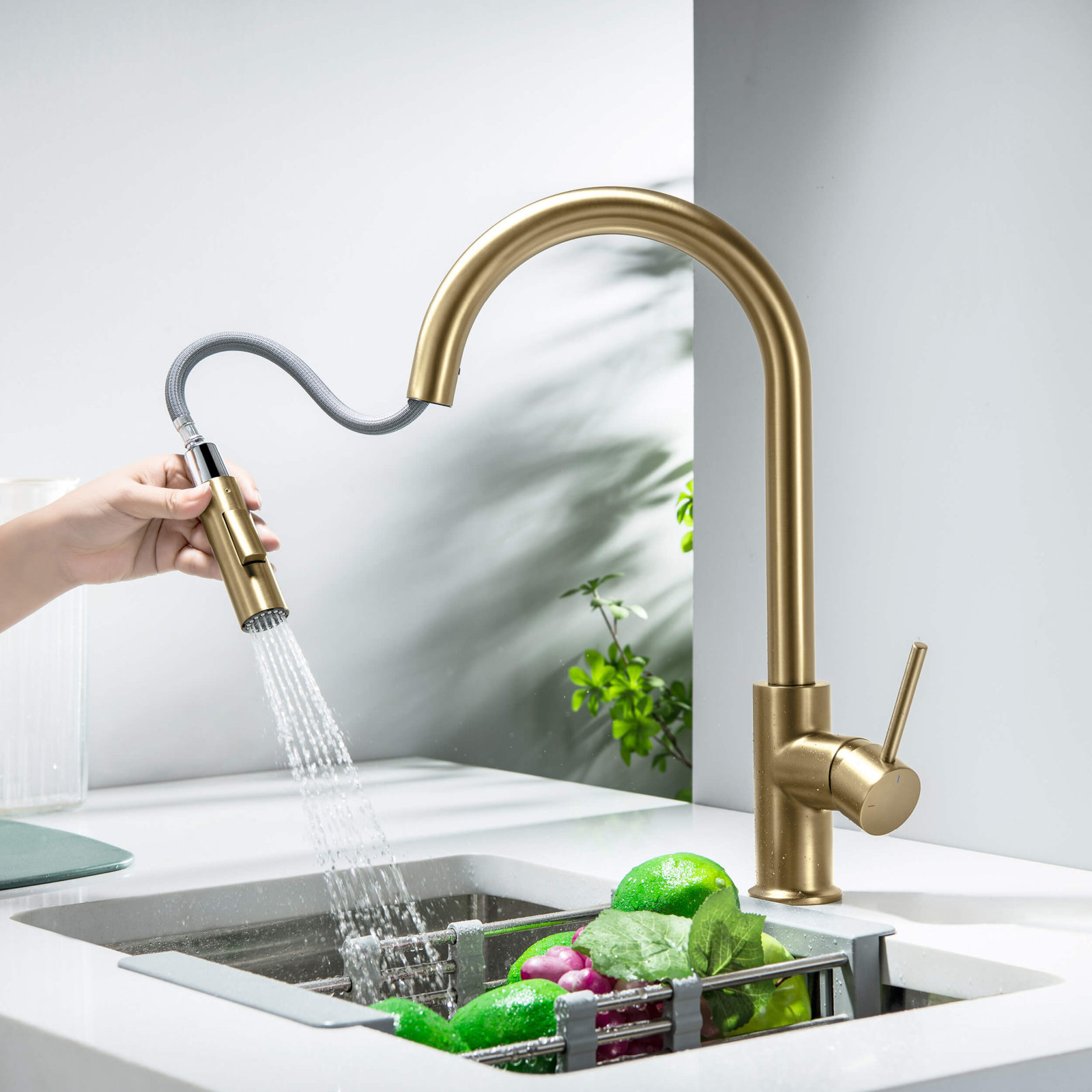 Circular Pull-Down Kitchen Faucet, Brushed Brass