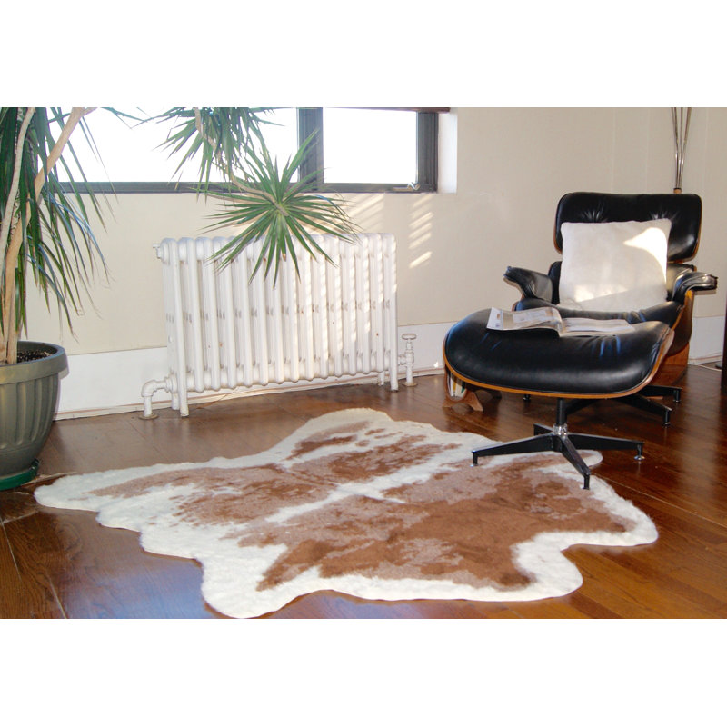 Performance Cowhide Animal Print Indoor / Outdoor Rug