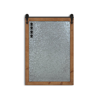 Enora Magnetic Metal