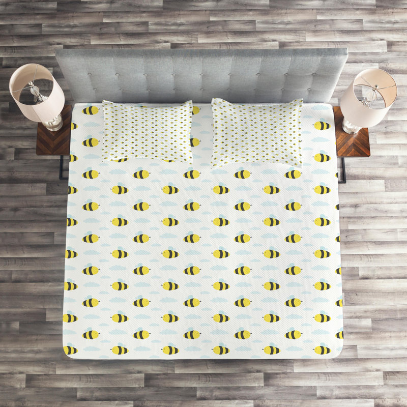 Farmhouse / Country Polyester Coverlet, King Bedspread + 2 Shams, Animals