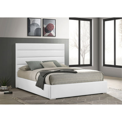 Dulcey White Upholstered Queen Platform Bed