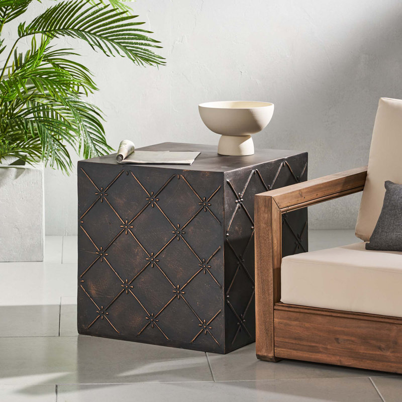 Table d'appoint Cozma, 22,5 po x 22,5 po x 22,5 po