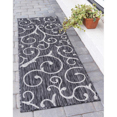 Cozad Floral Indoor / Outdoor Rug
