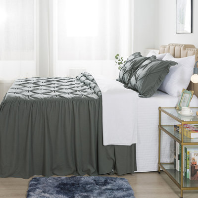 Anneice Modern & Contemporary Coverlet