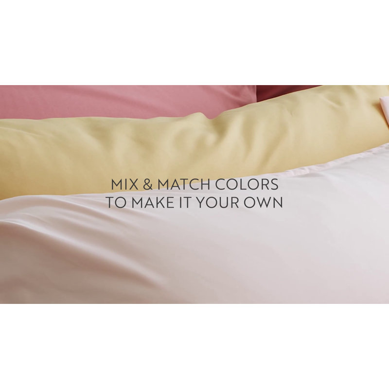 White Hypoallergenic Microfiber Standard/Queen Pillow Shams Set