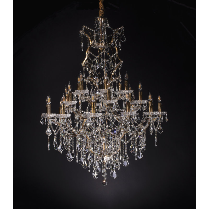 Lustre à plusieurs niveaux de style bougie 25 lumières Rodrigues, Laiton