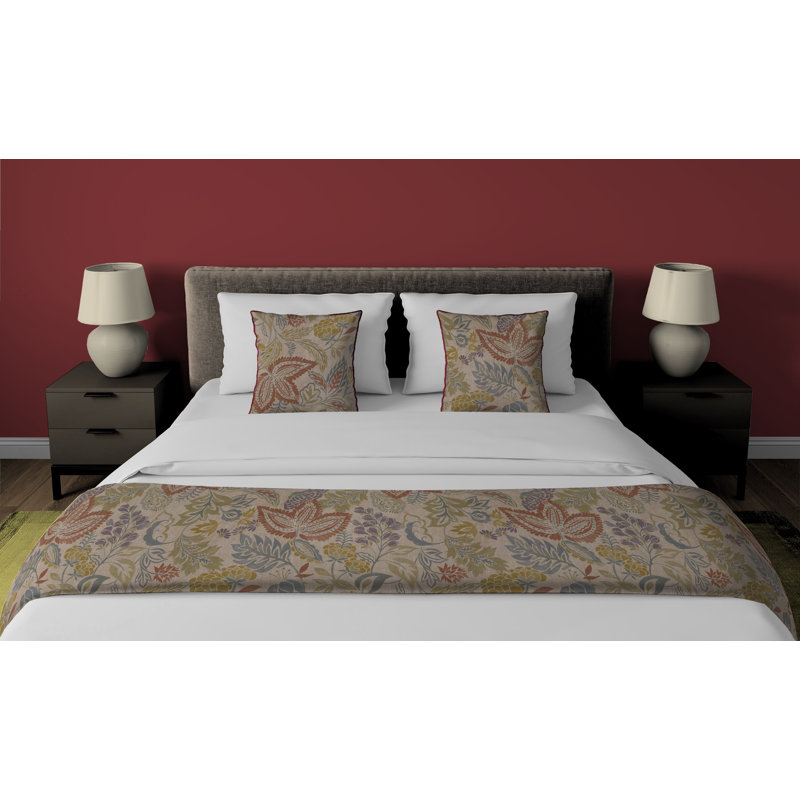 Garyville Microfiber Floral Coverlet with Pillowcases