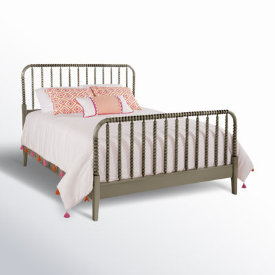 Lind Island Solid Wood Spindle Bed