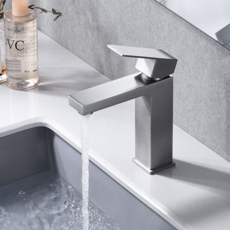 Single-handle Bathroom Faucet, Brushed Nickel