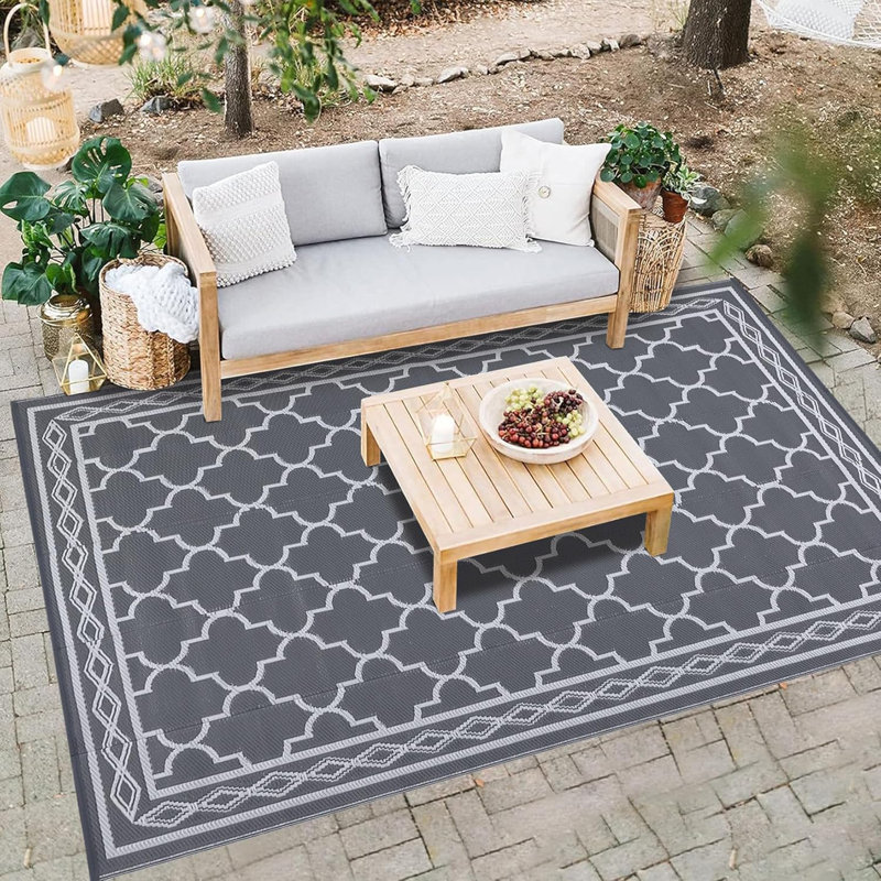 Waterproof Outdoor Plastic Straw Rug – Modern Geometric Patio, Camping & RV Mat with Portable Bag and 4 Stakes