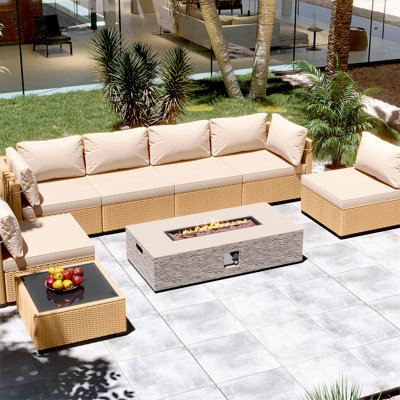 Ensemble de conversation de patio en rotin 8 pièces avec coussins et table de foyer extérieur de 56 pouces