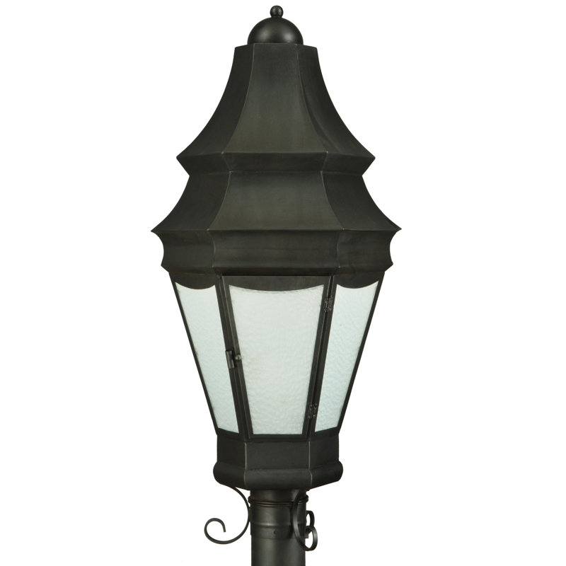 Statesboro 2 - Light Lamp and Post