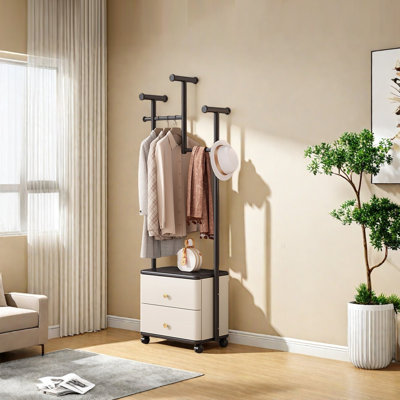 Versatile Closet with Drawers & Shoe Bench
