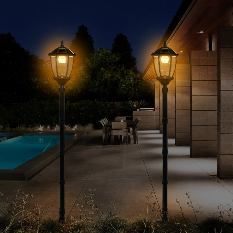 Lampadaire solaire 70 po, éclairage extérieur réglable moderne et imperméable, lampe sur pied pour patio, blanc chaud (ensemble de 2)