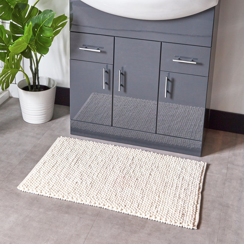 Bath Rug, Ivory