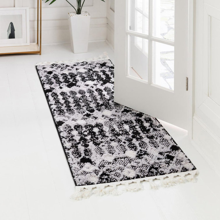 Gosnold Geometric Indoor Rug