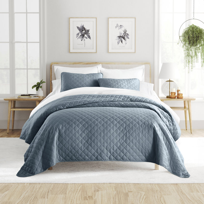 Dusk Blue Twin Reversible Microfiber Quilt Set