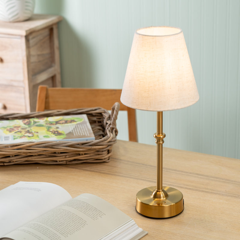 Aizaiah Table Lamp