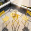 Bistro de patio jaune 3 pièces, table de chaise en métal, construction résistante à la rouille, pliable pour le rangement, facile à nettoyer, coussins inclus
