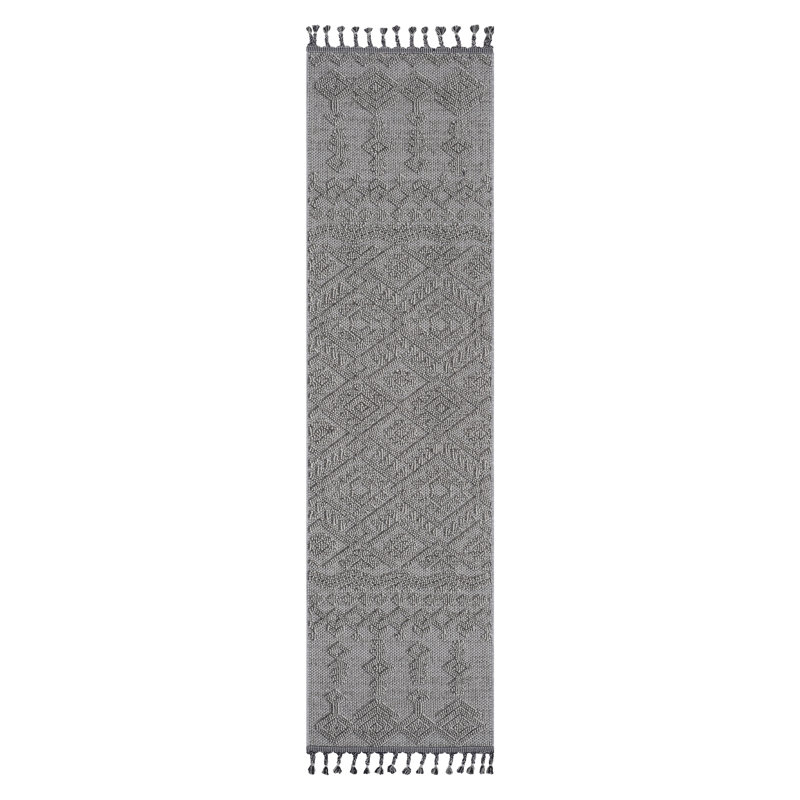 Traditional Indoor/Outdoor Area Rug, Runner 2'2" x 8'