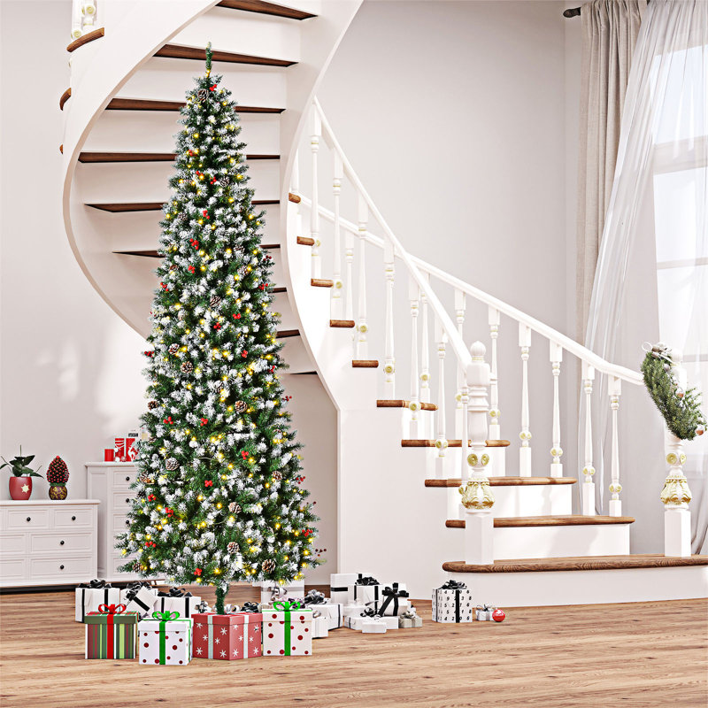 Arbre de Noël artificiel pré-éclairé enneigé, 8'10"
