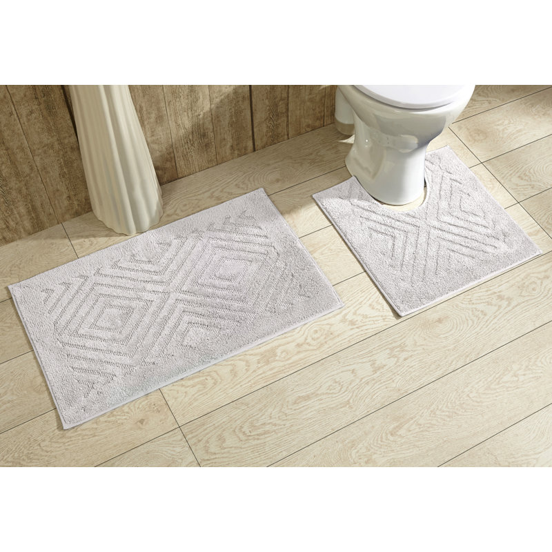 White Diamond Pattern Cotton Bath Rug Set