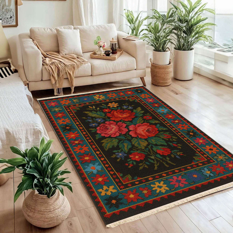 Tapis noir à motif floral