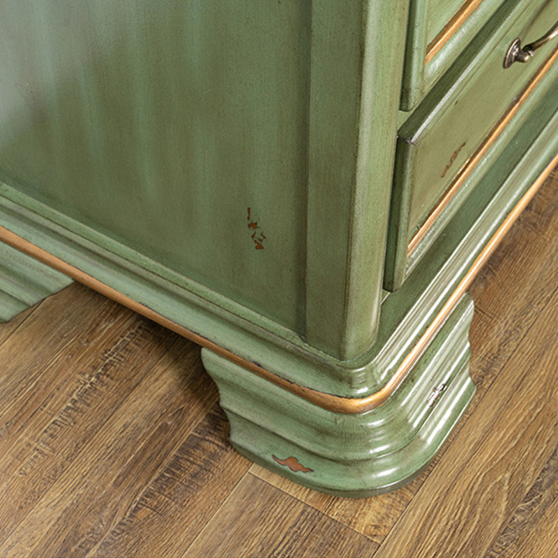 Simple commode d'appoint en bois vert
