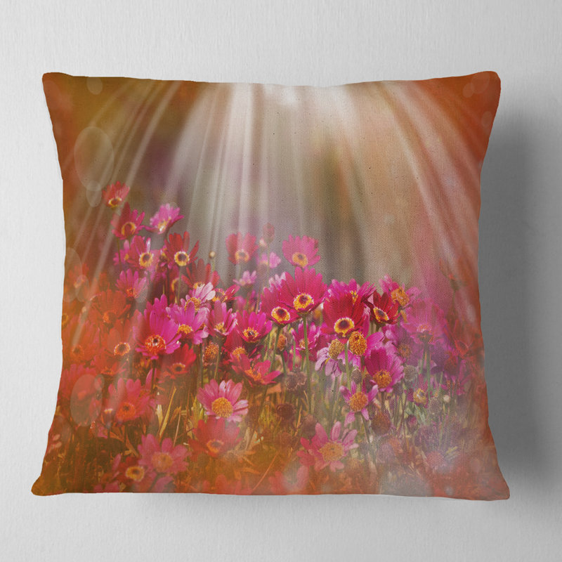 Lumière du soleil sur le jardin avec fleurs - coussin à imprimé floral, 18 po x 18 po, Coussin décoratif