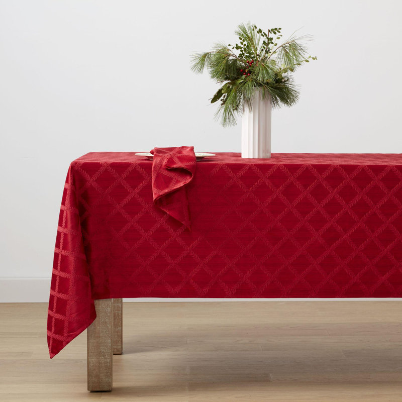 Lenox Laurel Leaf Damask Tablecloth, 70"x86" Rectangle, Red
