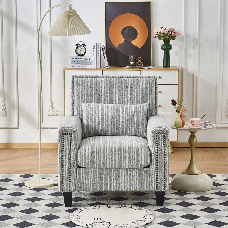 Fauteuil rembourré Nailhead, Gris