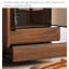Garde-robe simple, classique et moderne