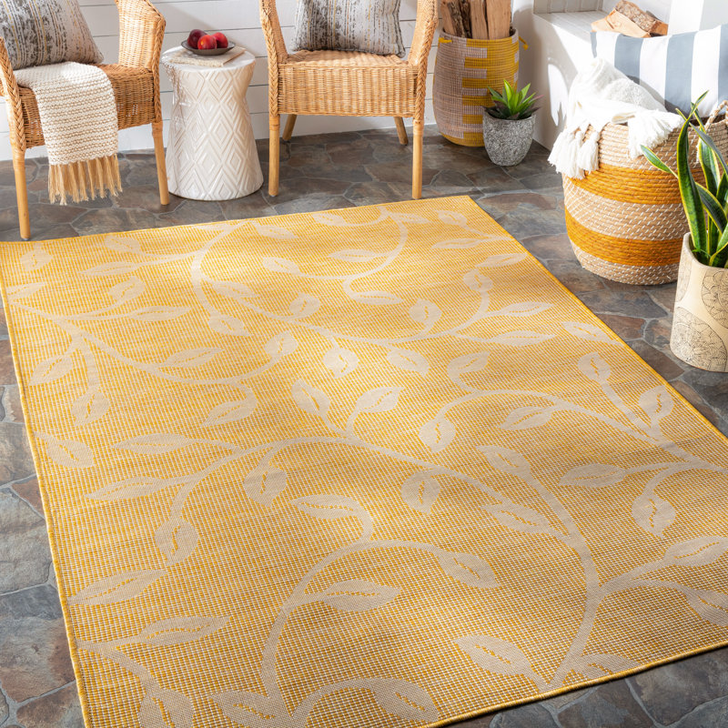 Tapis jaune à motif floral Brimberry, Rectangle 2 pi 7 po x 4 pi