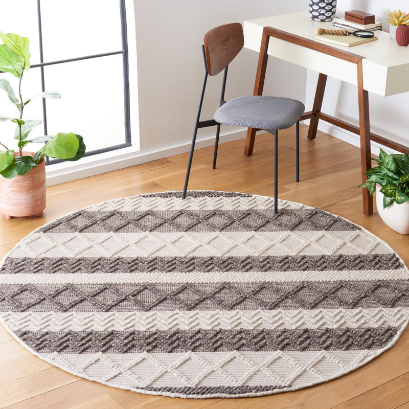 Atousa Hand Woven Wool/Cotton Striped Rug in Ivory/Grey, Round 6'