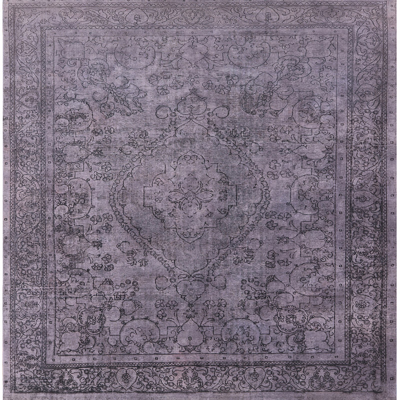 Tapis oriental gris, Carré 4 pi