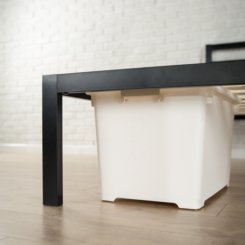 Santrell 14" Contemporary Modern Metal Platform Bed, Queen